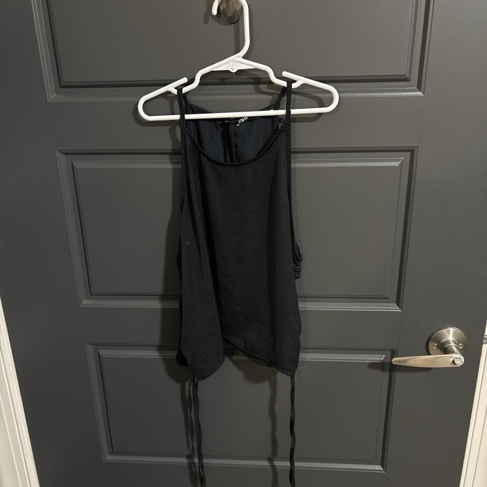 Zara Black cropped tank top with side ruching